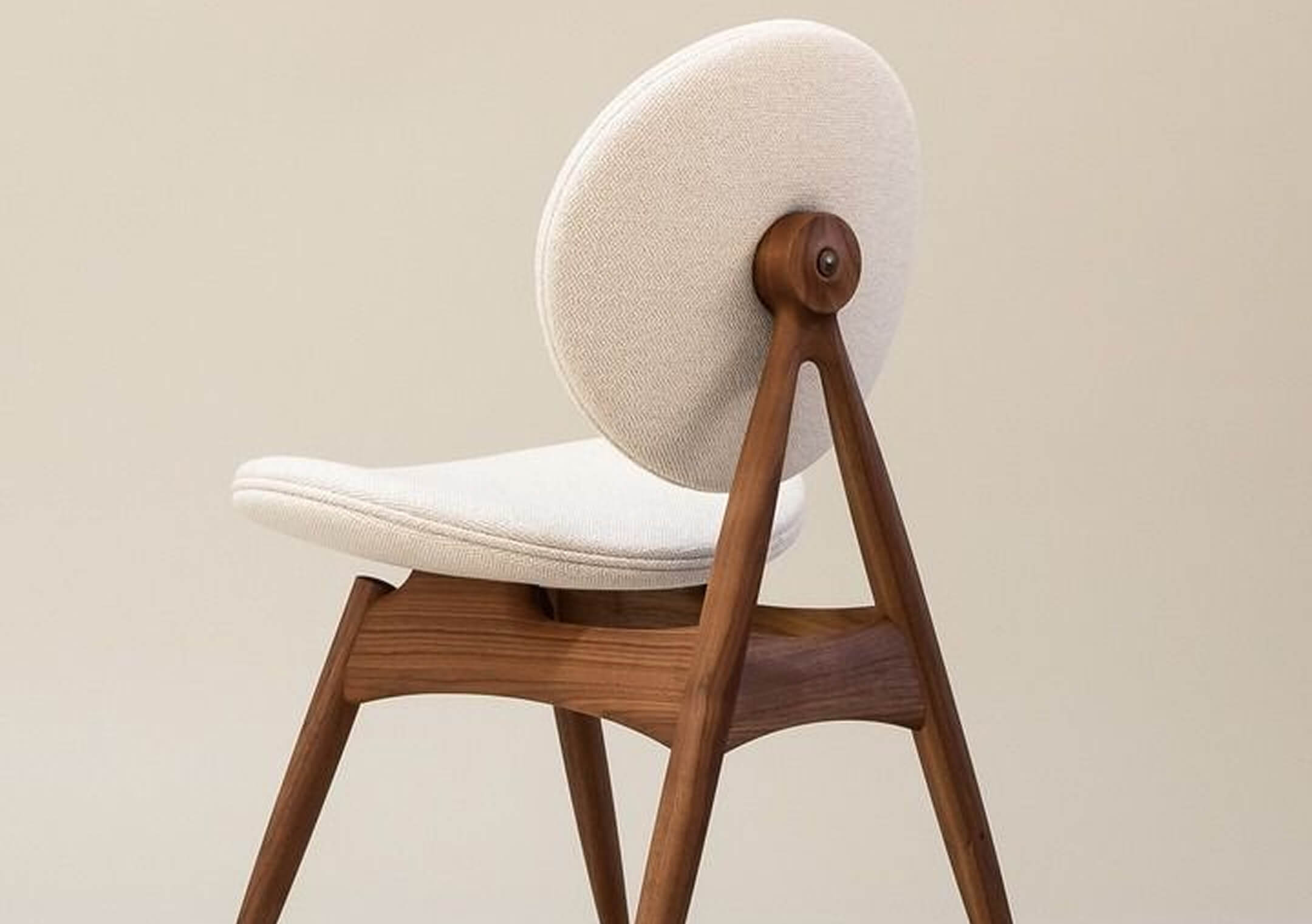 Scandi Living Chair